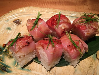 「並木橋なかむら」 料理 67645828 炙り金目鯛寿司