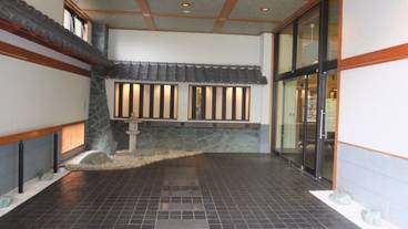 内部エントランス / 3