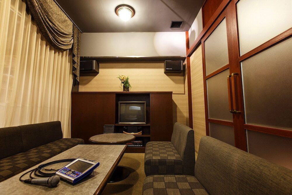 カラオケ ルーム