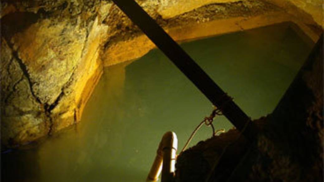 源泉のひとつ金具屋別荘 / 2