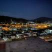 部屋の窓からの夜景