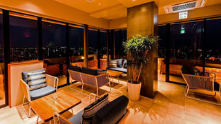 Deluxe Twin Room with Lounge Access