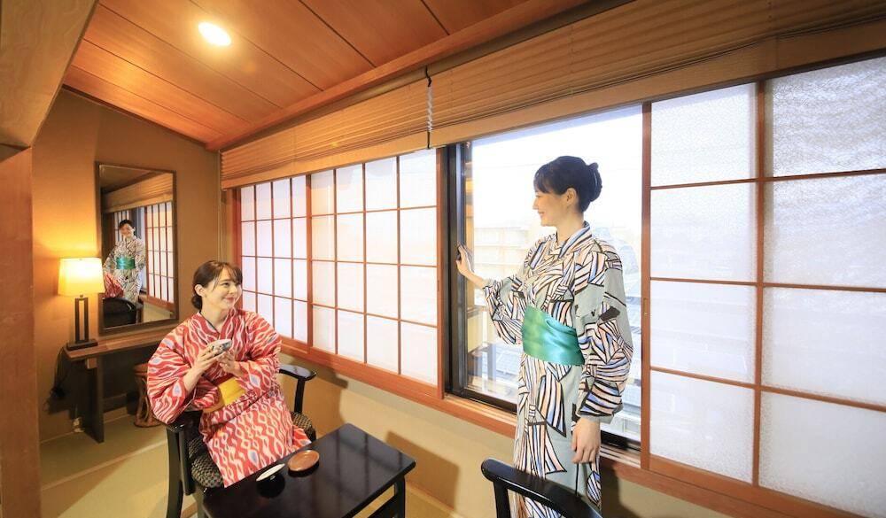 心休まる和室で
ホッと一息 / 2