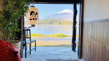 内部エントランス / 3