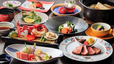 旅館のお食事処 / 27
