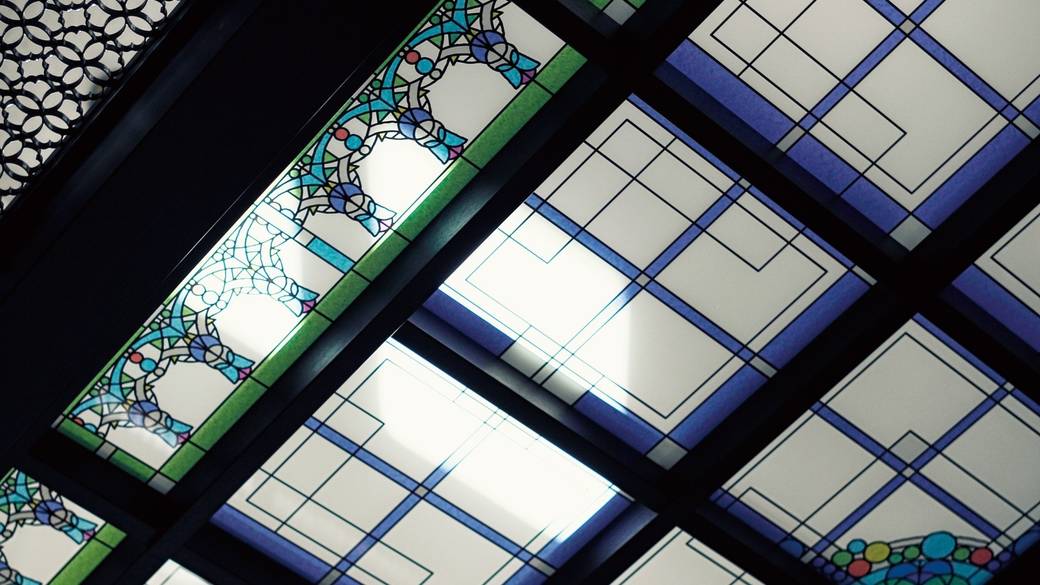 天井のステンドグラス / 2