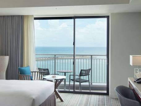 ヒルトン沖縄北谷リゾート / 2