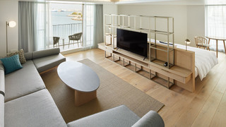 アンテルームスイート（ダブルベッド2台・ソファベッド2台）