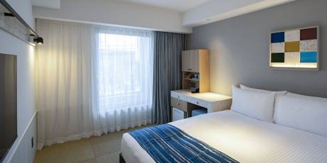 沖縄逸の彩ホテル