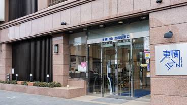 施設の入り口 / 3