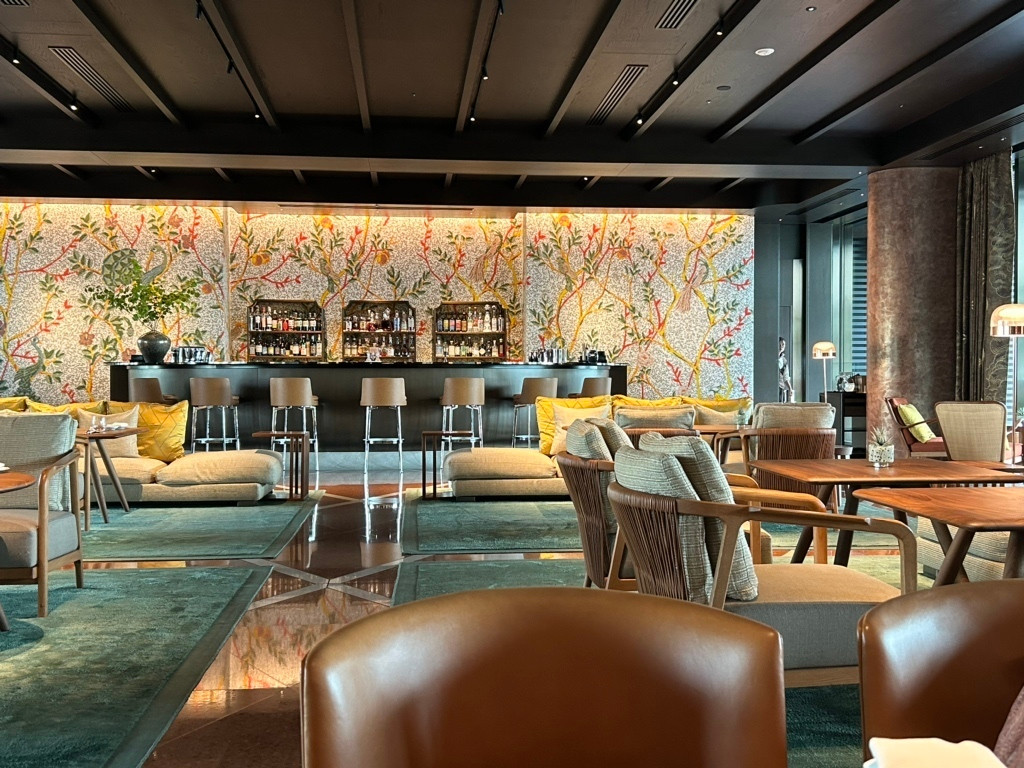 「ブルガリ バー」 内観 265603907 