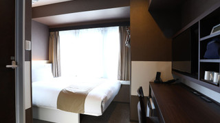 [全室禁煙]スタンダードダブル 14sqm ベッド幅140cm