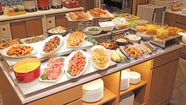 朝食ビュッフェ / 10