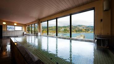 稲取赤尾ホテル(イナトリオンセン カシキリブロノヤド アカオホテル カイフウロウ) / 2