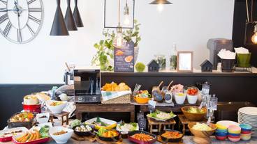 食事・飲み物 / 9