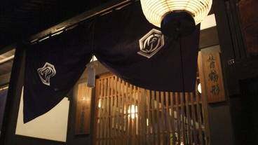 施設の入り口 / 12