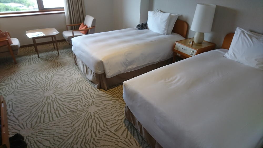 オーシャンビュー・クイーンサイズ・ツインベッドルーム