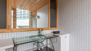 リビングスイート (セミダブル3台) 禁煙