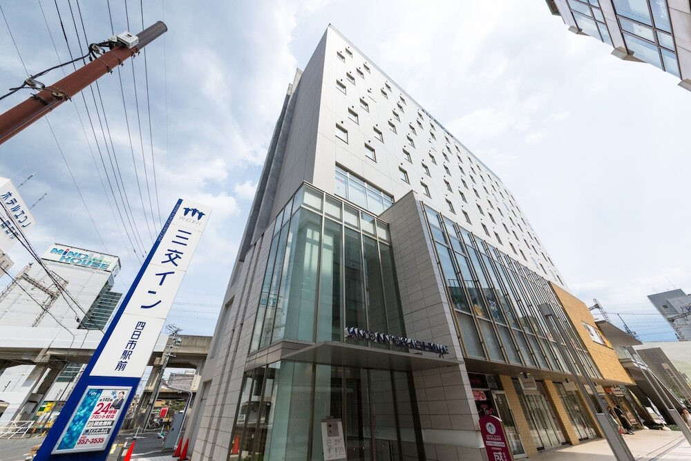 施設の正面