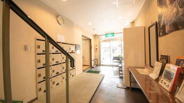 内部エントランス / 1