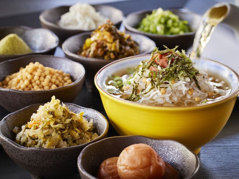 朝食