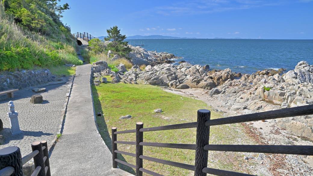 潮風香る西浦温泉へ
寄り道も楽しもう♪ / 4