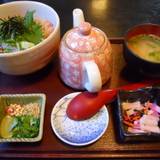 どんむす（ドンムス）