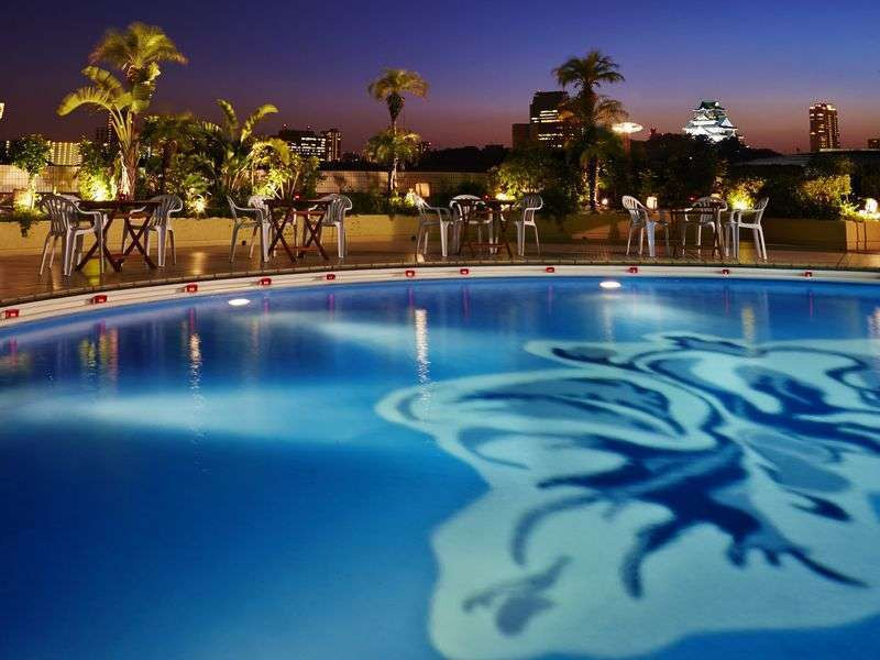 大阪でリゾート気分♡ナイトプールで夏の夜を満喫3495014