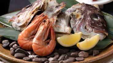 食事・飲み物 / 3