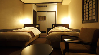 和風ツイン◆ベッドorマットレス2台(2名定員）21平米