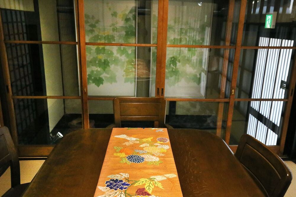 内部エントランス