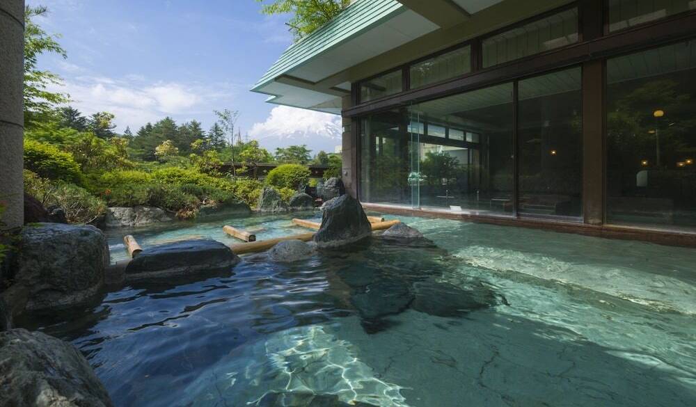 大浴場「赤富士」露天風呂 / 2