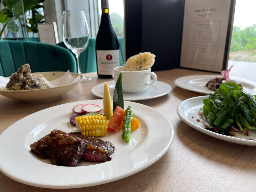 レストラン ホクラニ ディナーコース