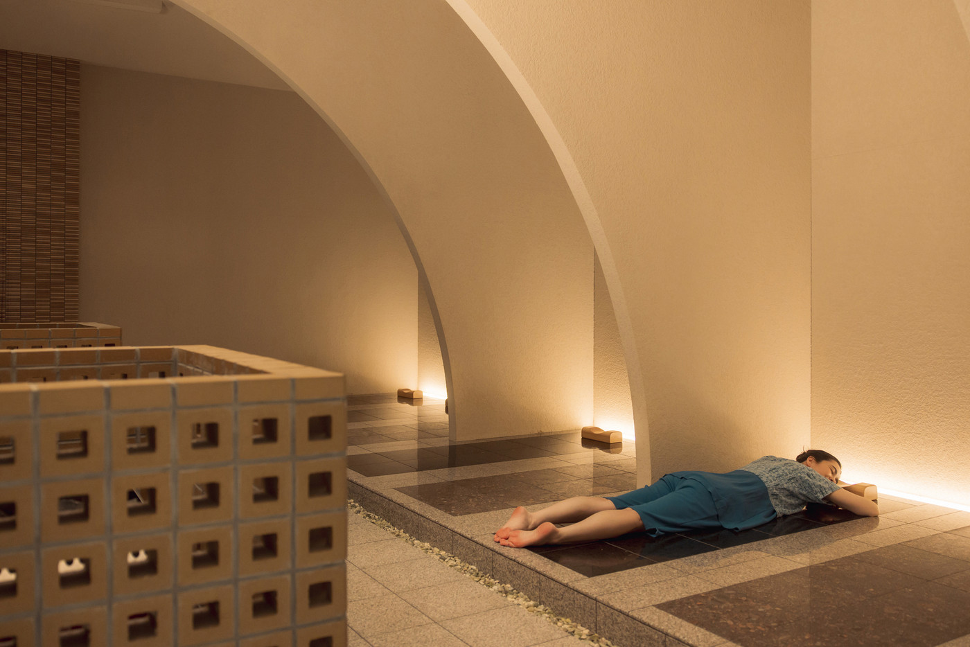 【海外旅】心身デトックス。岩盤浴もできる南国リゾート空間 4575152