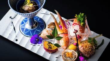 食事・飲み物 / 3