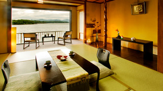 【日本海一望】[2～3F]-海原-和室10畳　※EVなし [スタンダード] [和室] [禁煙] [海が見える]