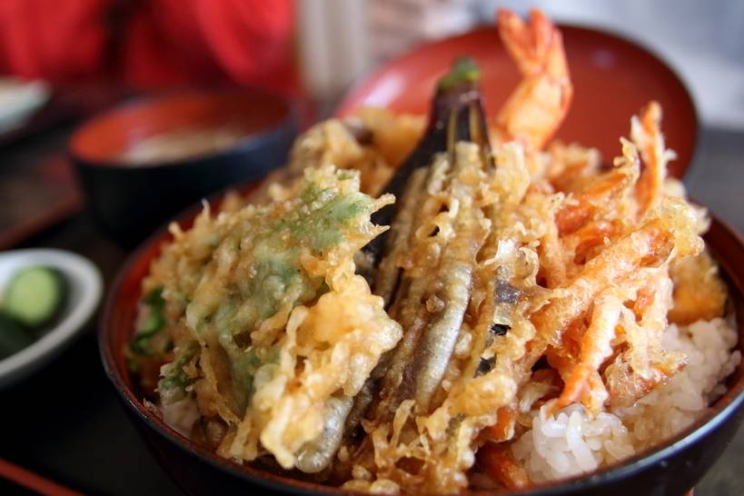 「まるよ 西条店」で
新鮮な海鮮丼ランチ / 3