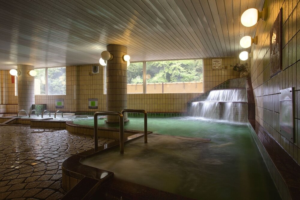 渓谷美を眺めながら優雅な湯浴みを♡4047793