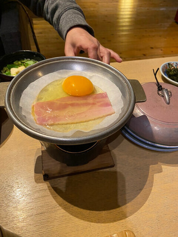 「オーベルジュ土佐山」 料理 142422464 自分で焼くベーコンエッグ