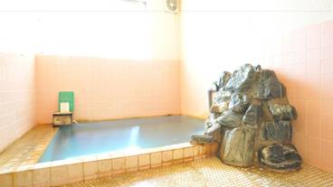 屋内スパ浴槽 / 1