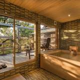 「鶴亀」客室風呂 / 2