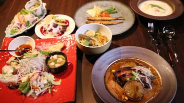 食事・飲み物 / 2