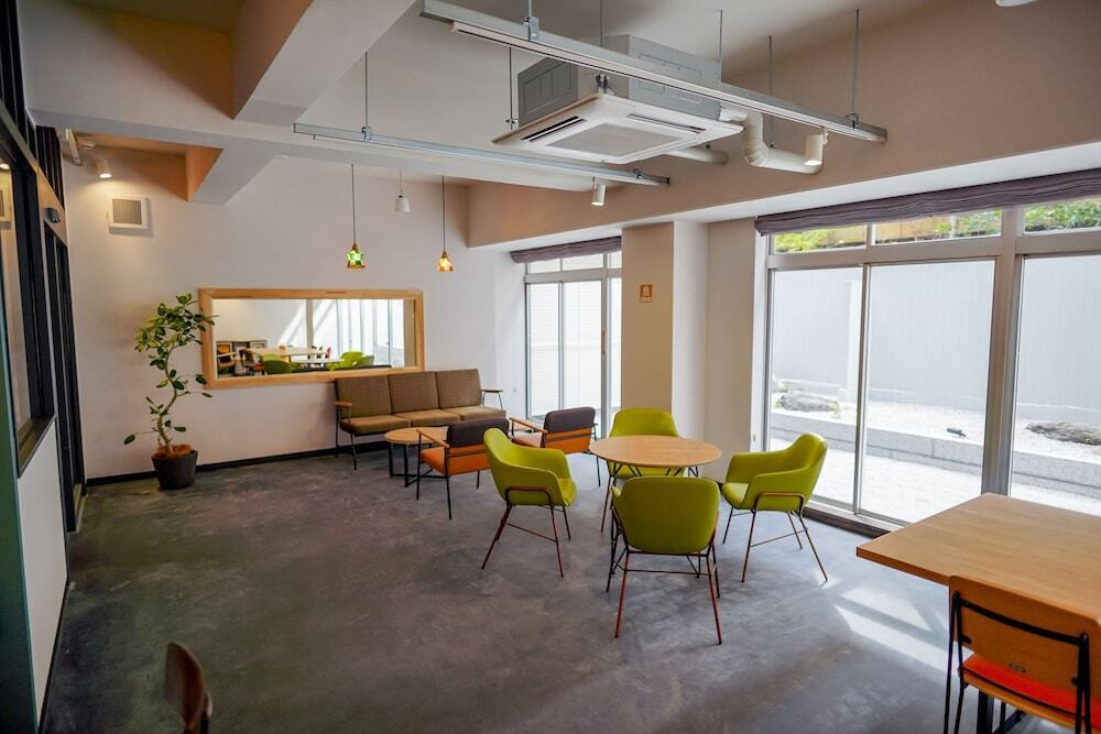 ロビー応接スペース