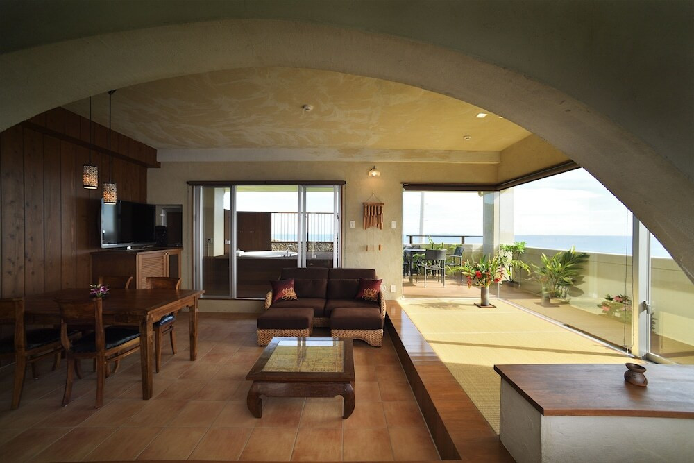 沖縄の雰囲気が味わえる客室3959417