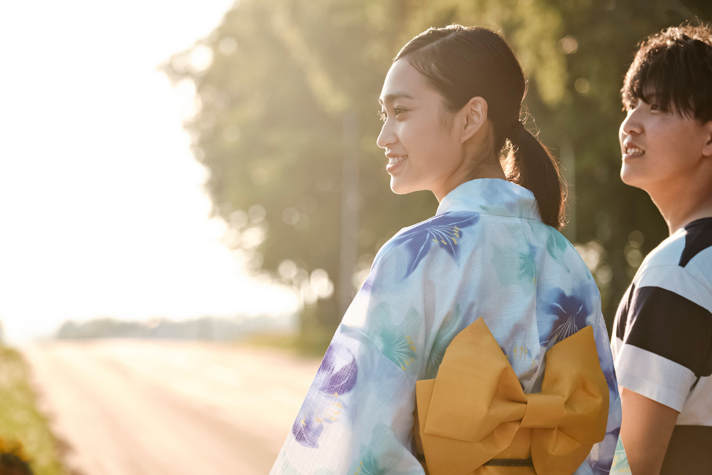 カップル　浴衣　デート