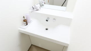 エコノミー トリプルルーム 禁煙 共用バスルーム（2段ベッド＆シングル）