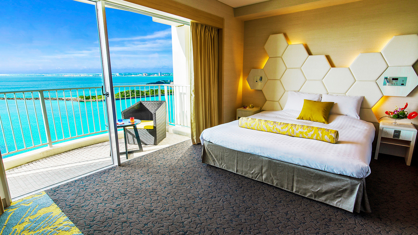 ダブル・イーストウィング