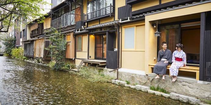 鈴 四条高瀬川 北（京都府 町家） / 1