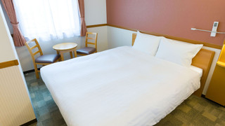 ダブルルーム 喫煙可