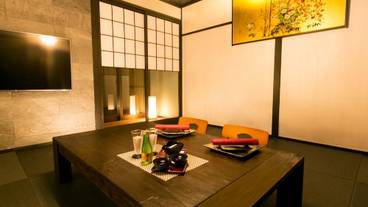 客室内のダイニングエリア / 17